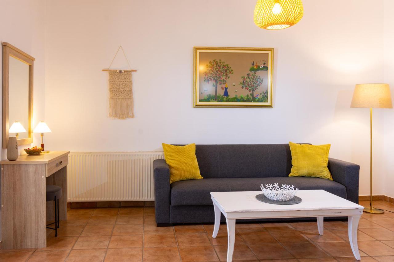 Elounda Anemelia Apartments Екстериор снимка